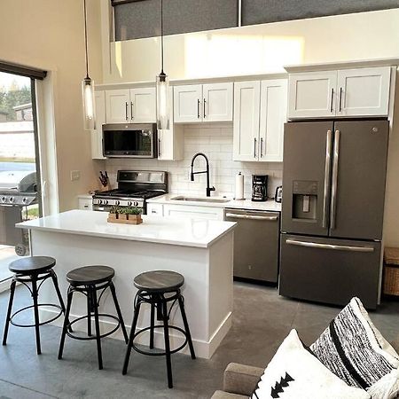 Brand New Upscale Home- Best Location! وايتفيش، مونتانا المظهر الخارجي الصورة