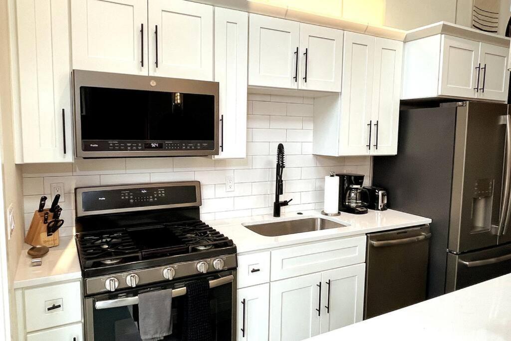 Brand New Upscale Home- Best Location! وايتفيش، مونتانا المظهر الخارجي الصورة