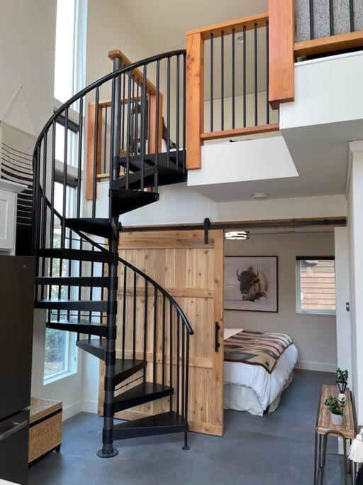 Brand New Upscale Home- Best Location! وايتفيش، مونتانا المظهر الخارجي الصورة